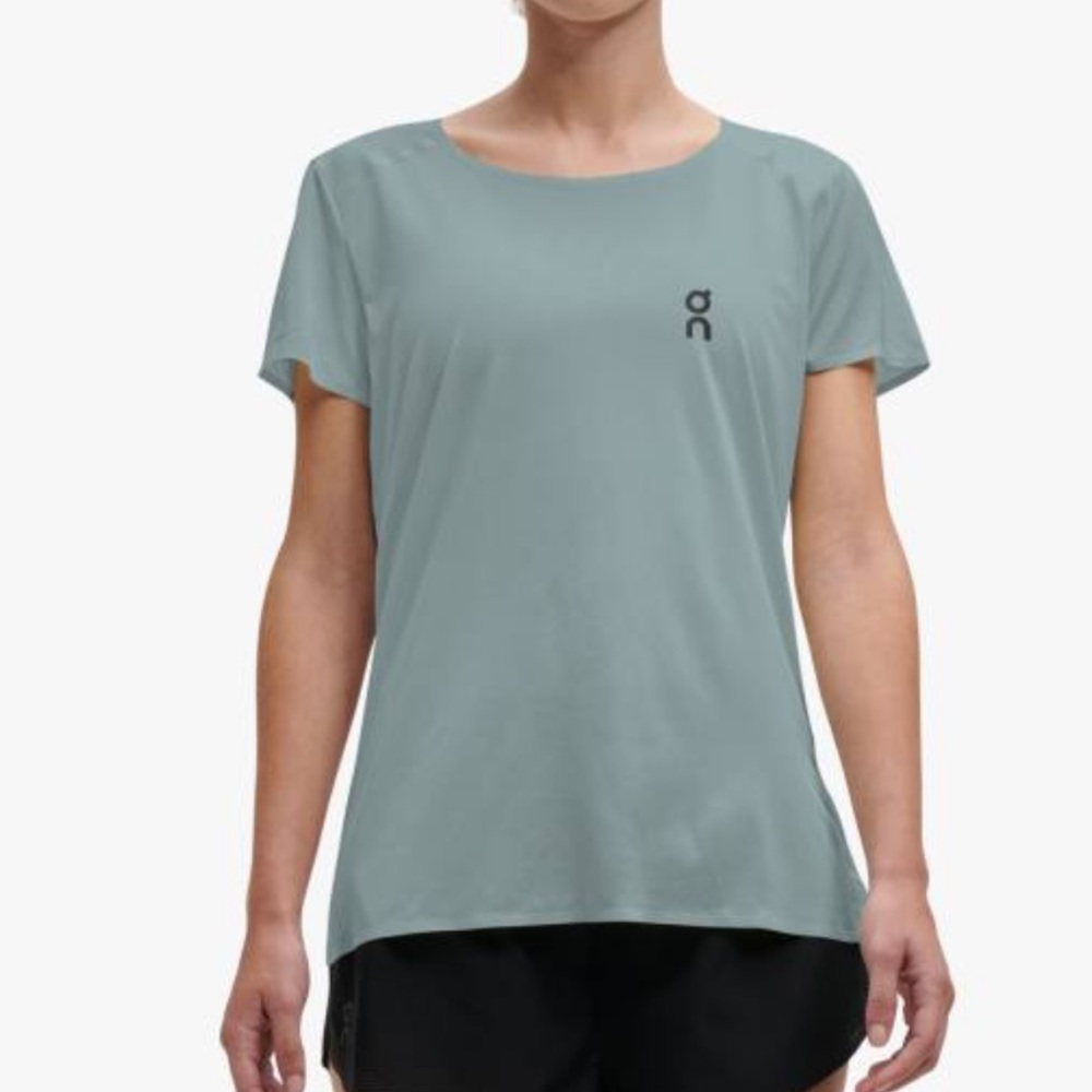 ON running performance T women’s size small